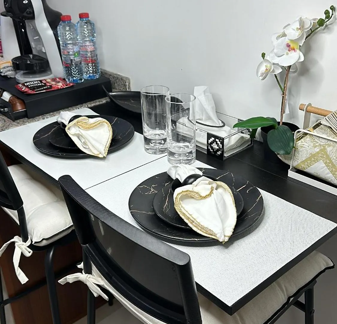 New! Apartment Next To Airport & Yas Island アブダビ